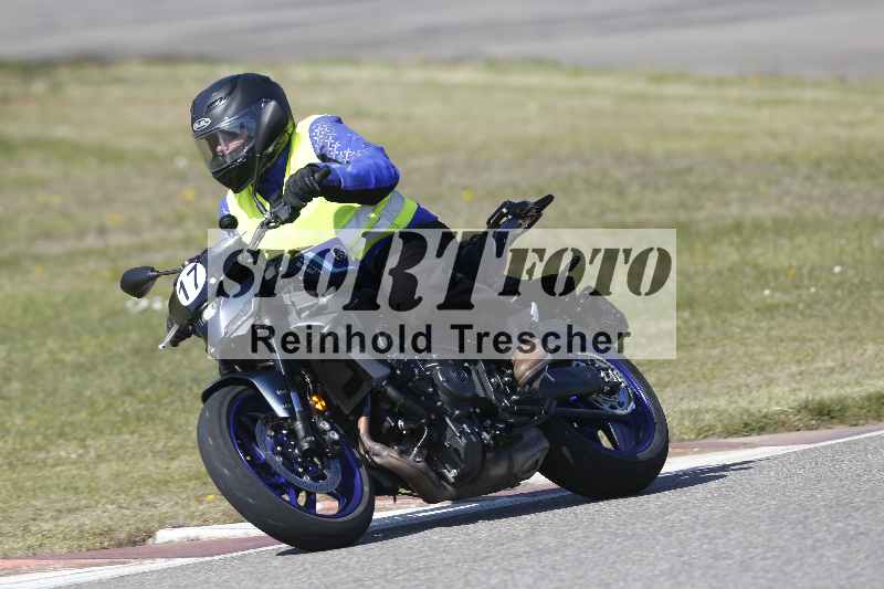 /01 02.04.2026 MAZ ADR/Gruppe gelb Gruppe gruen/17